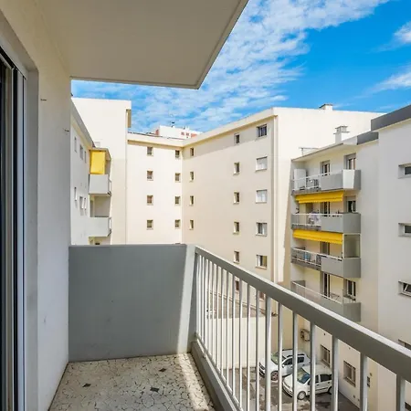 Calm Flat With Balcony - Sur - Welkeys *